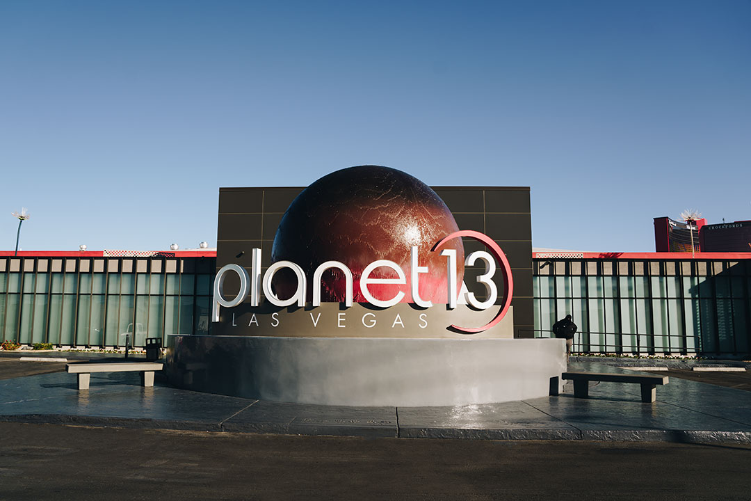 Exterior de Planet13